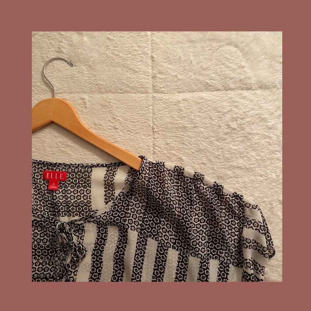 black & white billowy blouse !